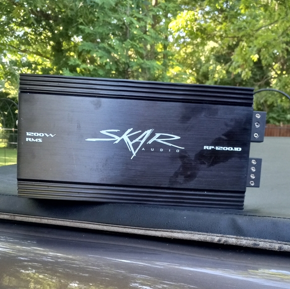 Skar Car Audio, Video & GPS Skar Amps And Speaker Box Poshmark
